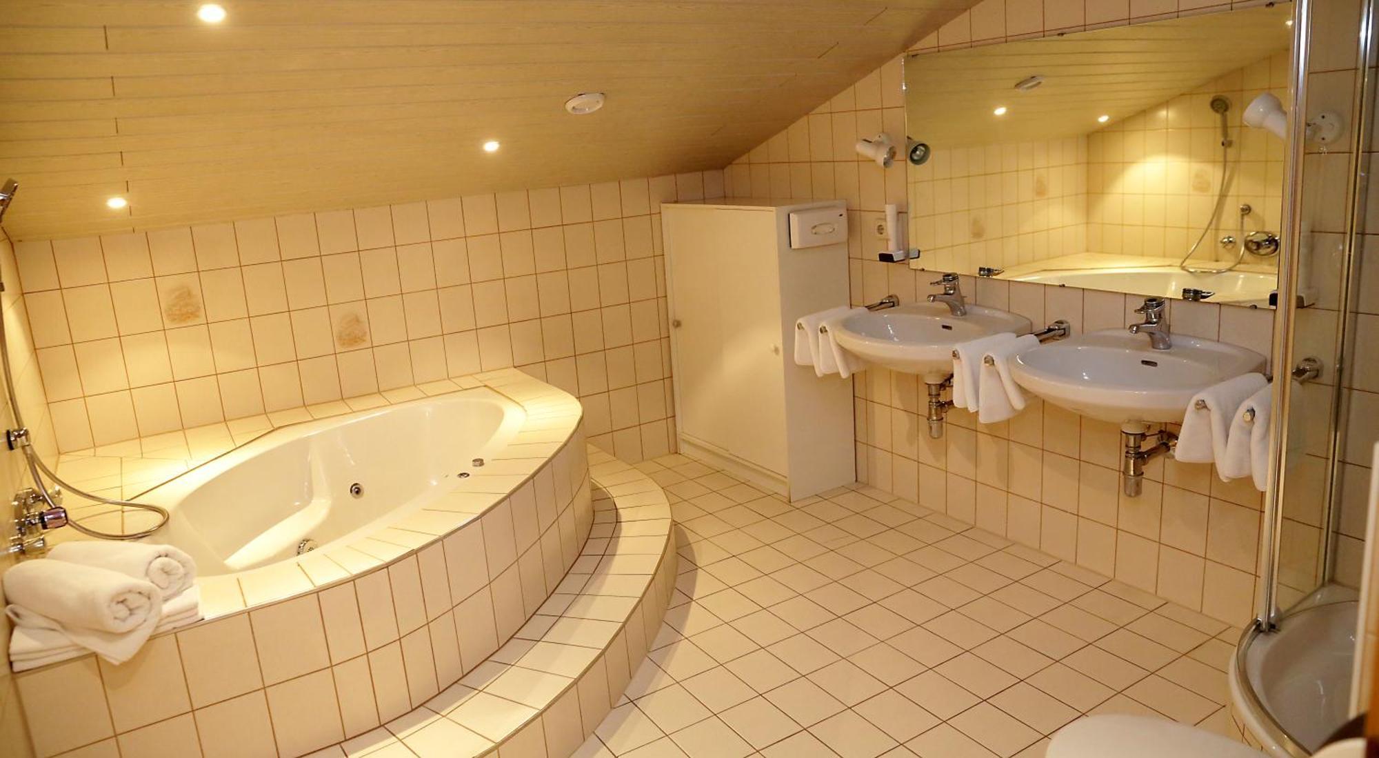 Berghotel Hois Heiligenblut Habitación foto